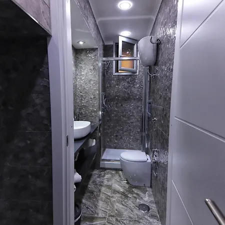 Spaccahouse Апартаменты *
